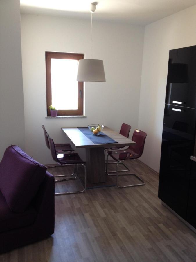 Luciana 2 Apartment *